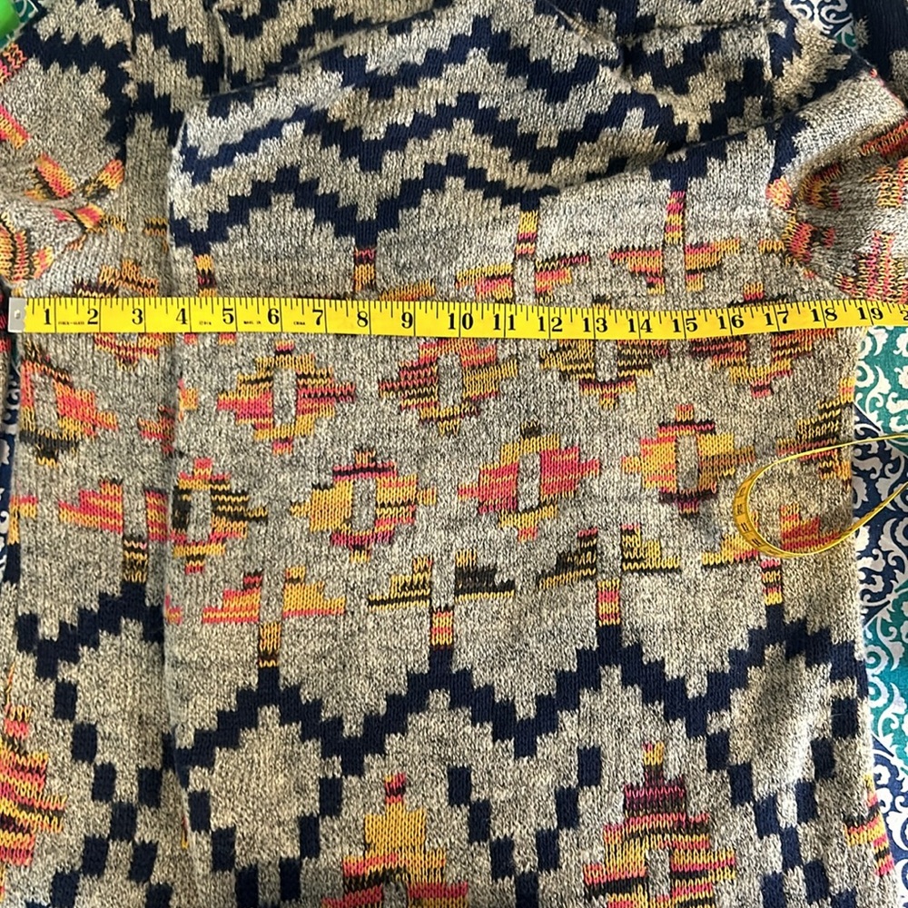 Geometric Patterned Open Front Sweater - Picture 11 of 11